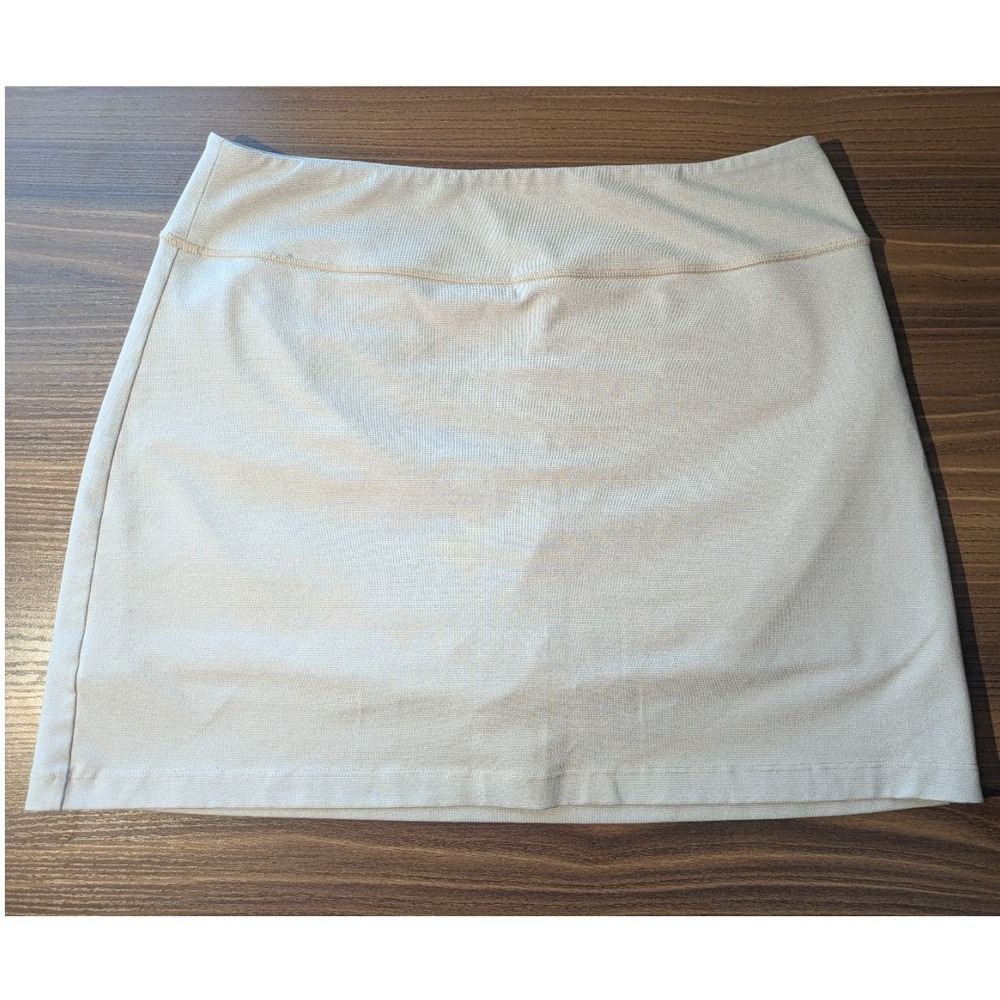 Strike & Cuff Skort Womens Size Large Beige USA Made‎ Casual Golf Tennis